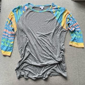 LuLaRoe Randy Baseball Tee Abstract/Grey Sz L